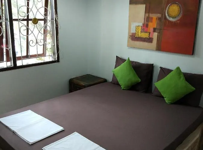 Karma Backpacker House * Uluwatu (Bali)