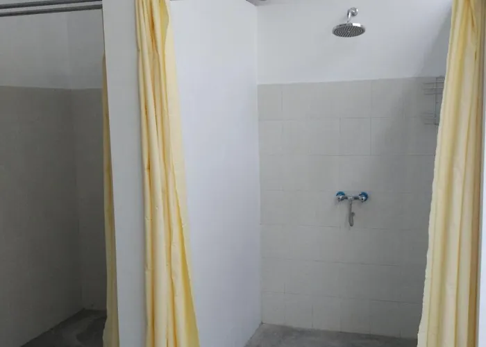Karma Backpacker House Hostel *